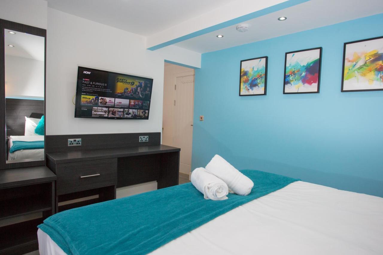 Legoland Heathrow Windsor Apartment Hotel Slough Exterior foto
